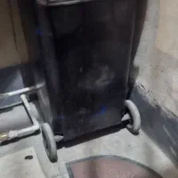 سطل آشغال بزرگ کاملا سالم زیاد استفاده نشده|لوازم نظافت|تهران, جیحون|دیوار