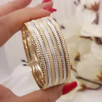 النگو طلا روس