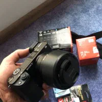 دوربین الفا6400 لنز 50mm f1.8