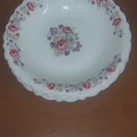 سوفله و میوه خوری و سس خوری و جاشمعی و بشقاب|ظروف سرو و پذیرایی|قم, زنبیل آباد|دیوار