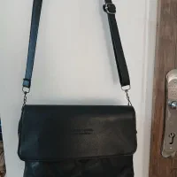 چند تا کیف دوشی و دستی زنانه و دخترانه، در حد نو.|کیف، کفش، کمربند|دماوند, گیلاوند|دیوار