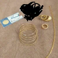 مقداری طلای سالم بدون اجرت  ۵۰تومان بالای فی