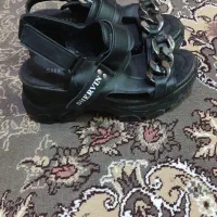 کفش درحدنو|کیف، کفش، کمربند|کاشان, راوند|دیوار