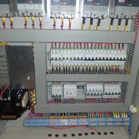 برقکار صنعتی سیم کشی ساختمان نورپردازی دوربین|خدمات پیشه و مهارت|تبریز, |دیوار