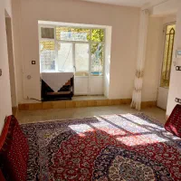 خانه قدیمی حیاط دار اجاره ای