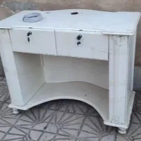 صندلی برقی ارایشگاه و میز پیشخوان