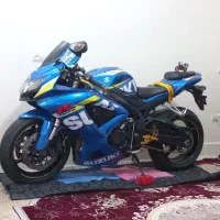 موتورسنگینgsxr