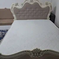 یک عدد تخت خواب و اینه شمعدان با میز|تخت و سرویس خواب|باقرشهر, |دیوار