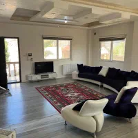 ویلا-استخردار