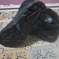 گفش ایمنی زحل|کیف، کفش، کمربند|شاهین‌شهر, شهرک گلدیس|دیوار