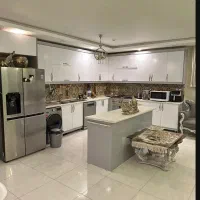 فروش آپارتمان طبقه اول متراژ 225 متر مفید سه خواب