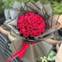 دسته گل های رز هلندی