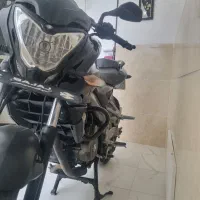 موتور ns200 کارکرد ۲۰ هزار تا مدل ۹۴