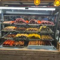 ب تعدادی نیرو کار در کبابی نیازمندیم|استخدام خدمات فروشگاه و رستوران|رشت, بازار|دیوار