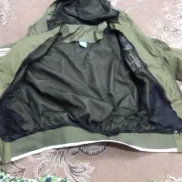 کاپشن|لباس|تهران, اتابک|دیوار