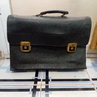 کیف چرمی جنس مرغوب قدیمی درحدنو کاملا سالم