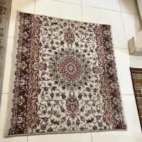 پادری و فرش کوچک