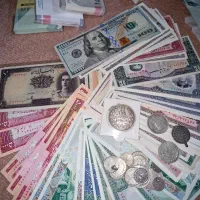 فروش و خریدار سکه و اسکناس