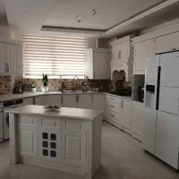 ۱۲۴ متر ۳خواب _دو نبش _اقبال