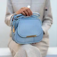 کیف|کیف، کفش، کمربند|شیراز, حومه شیراز|دیوار