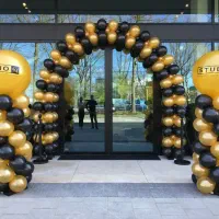 بادکنک آرایی  برای افتتاحیه