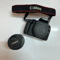 دوربین کنون canon 2000D بسیار تمیز