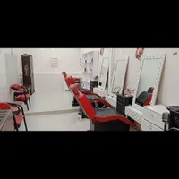 فروش یک سری کامل لوازم آرایشگاه زنانه