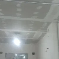 نقاش نقاشی ساختمان