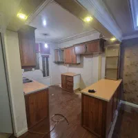 کابینت آشپزخانه با هود و سینک دو قلو و ابچکان