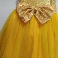 لباس بچگانه