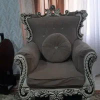 یک دست مبل به همراه یک عدد فرش دوازده متری|مبلمان خانگی و میز عسلی|آستانه اشرفیه, |دیوار