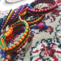 دستبند مکرومه گره مربع