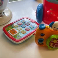 واکر و دوربین و اتوبوس و زبان لرنینگ وی تک vtech|اسباب و اثاث بچه|تهران, جنت‌آباد جنوبی|دیوار