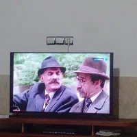 تلویزیون ۴۳ اسنوادر حد نو  و یخچال فریزر وفریزرتک