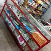 ویترین مغازه