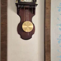 ساعت دیواری کاملا سالم