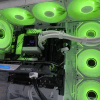 کامپیوتر حرفه ای رندر و  گیمینگ|رایانه رومیزی|اردبیل, |دیوار