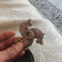 اسپینر|کلکسیون اشیاء عتیقه|صدرا-فارس, فاز ۱|دیوار