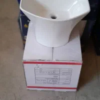 روشویی نیم پایه ۴۹در۴۴|لوازم سرویس بهداشتی|تهران, شهرک شریفی|دیوار