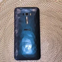 موبایل Asus مدل Zenfone selfie بسیار تمیز