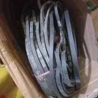 تسمه انواع ماشین ها و تعدادی لامپ برا ماشین ها