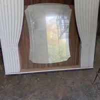 آینه تکی بزرگ محکم برای میزآرایشی خوبه