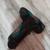 کفش فوتبال میخی