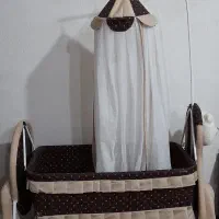 گهواره|تخت و صندلی بچه|بیجار, |دیوار