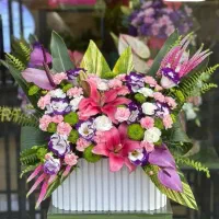 گل آرایی باکس و دسته گل و تاج ترحیم و عروسی|خدمات پذیرایی، مراسم|تبریز, |دیوار