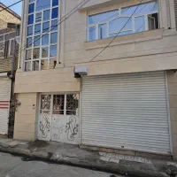 یک-دربند-مغازه-30-متری-با-واحد-مسکونی-و-پارکینگ