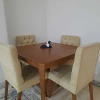 ۴عدد صندلی ناهارخوری