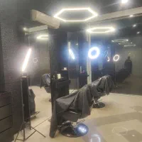 آرایشگر اقا . درصدی یا اجاره