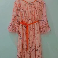 لباس مجلسی و مانتو در حد نو