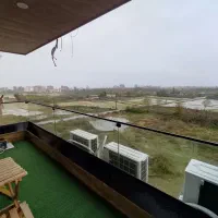 خانه-ای-لوکس-با-استخر-همراه-با-چشم-انداز-دریا